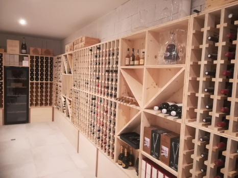 CAVE A VIN