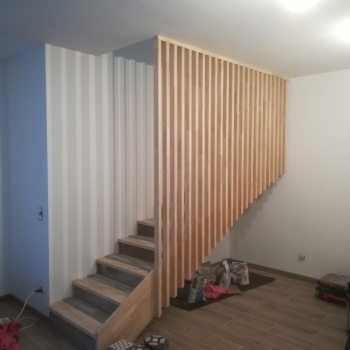 claustra escalier bois massif